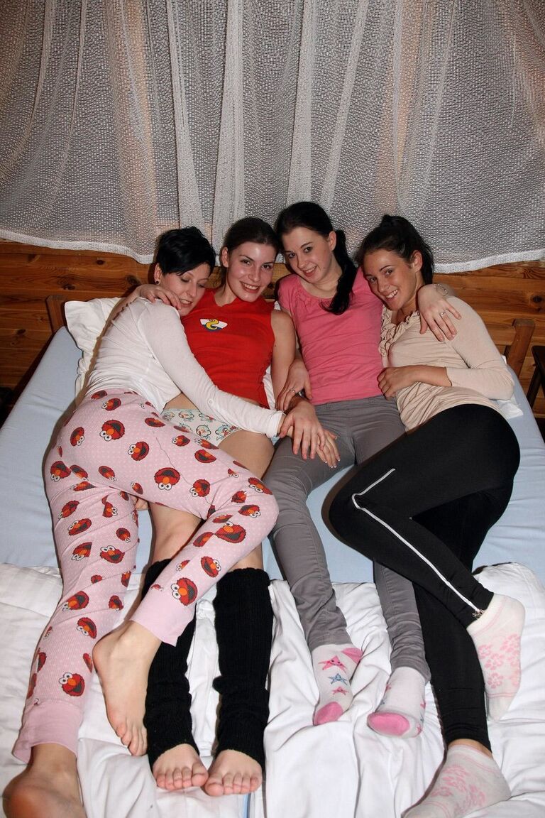 21P Clube Dezessete Betty K, Lilly P, Linda O, Nicoletta H
