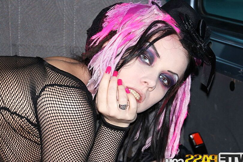 16P Aventuras sexuais em público Wendy Moon