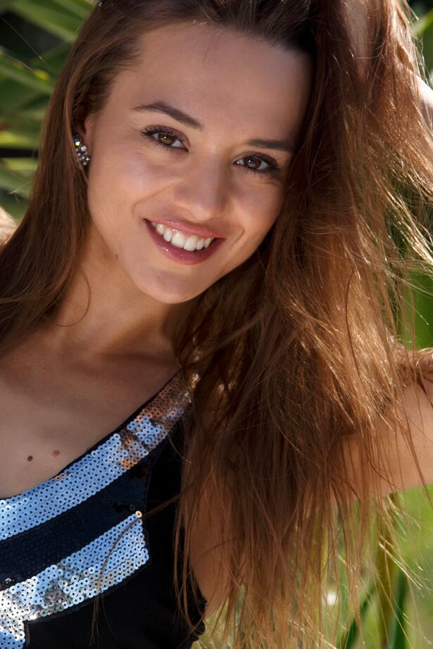 18P Teen model Dominika A gets naked on white stones in a rock garden