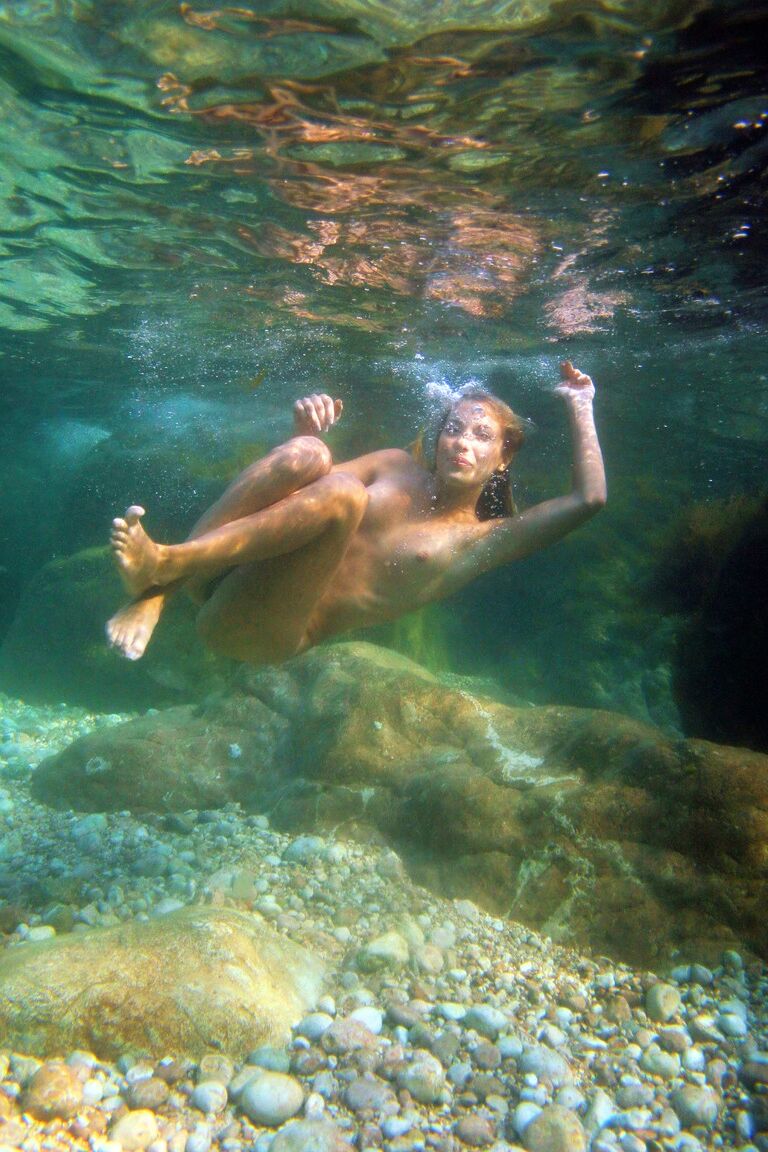 21P Met Art Kseniya B, Nicole B