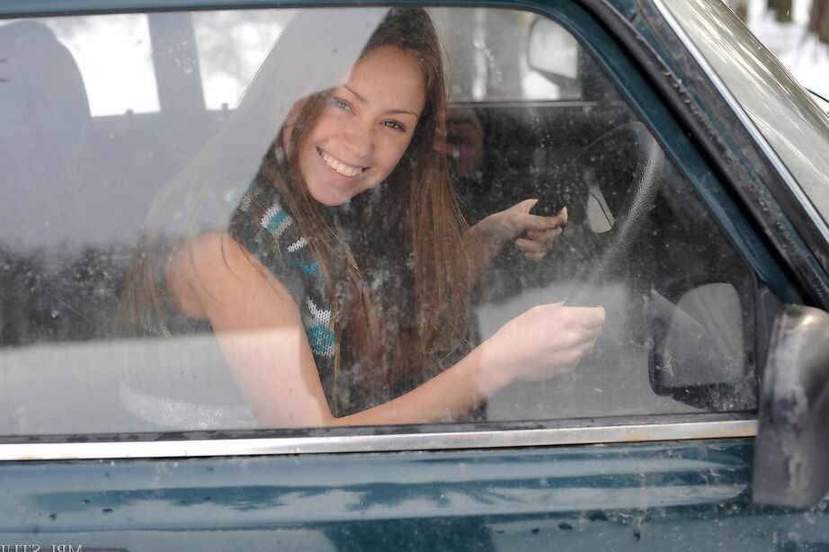 12P Cutie in jeans and boots undresses to run around naked in the snow