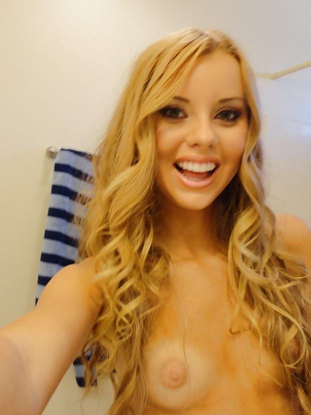Cenas solo de nudez na webcam 16P ao longo do loiro bronzeado, Jesse Rogers