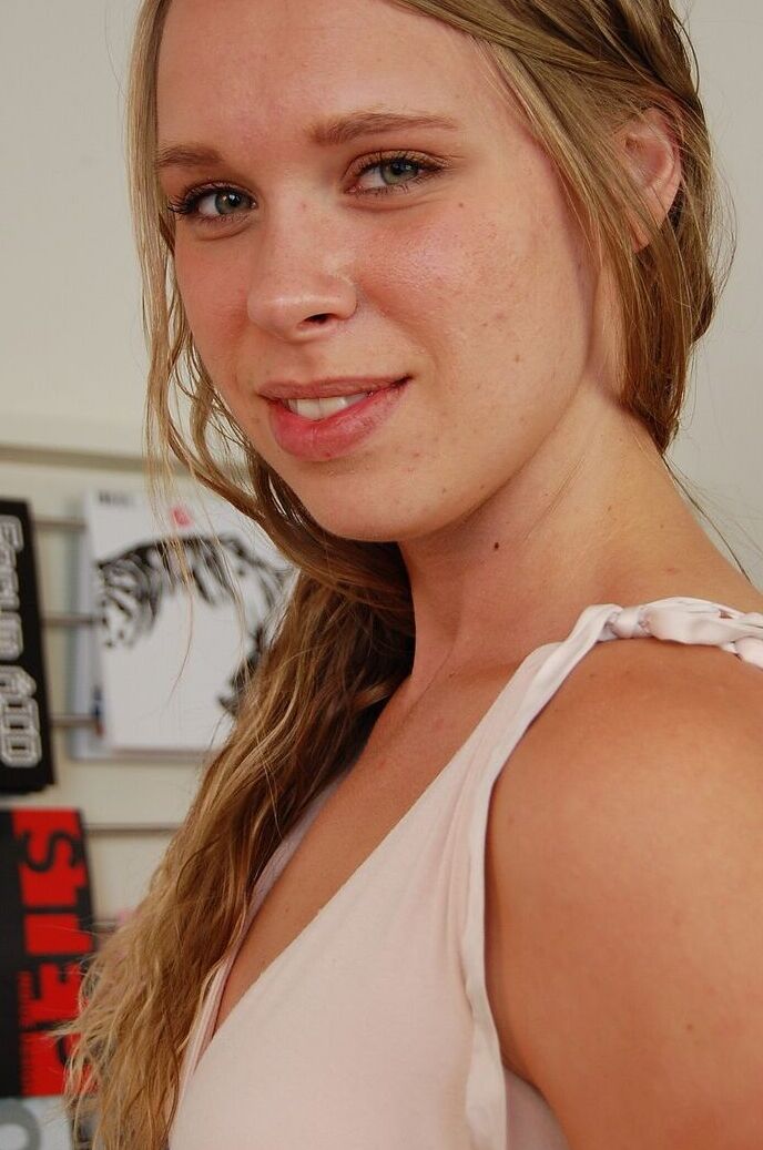 17P Slender teen with small boobies Anna Stevens rubs her twat on the couch