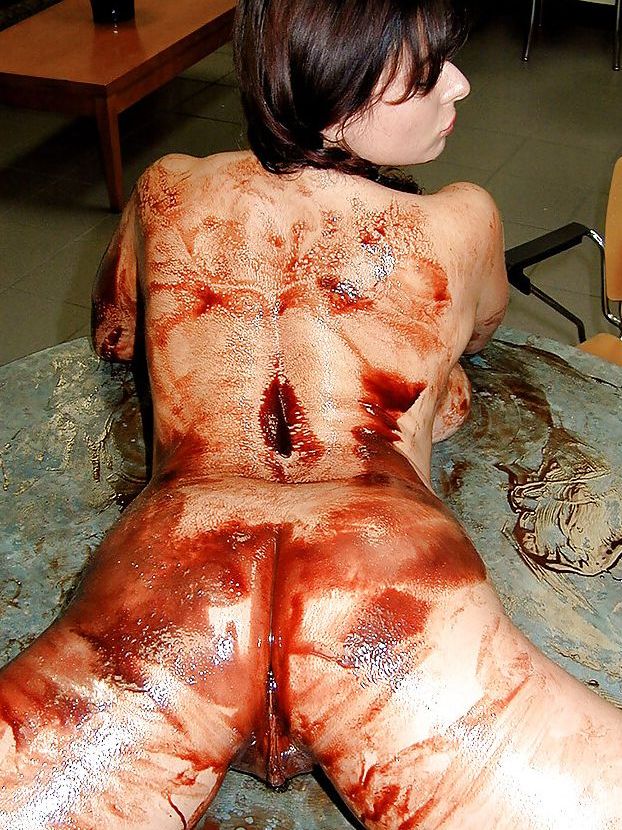 16P French MILF Chloe Vevrier covering huge tits and naked body in chocolate syrup
