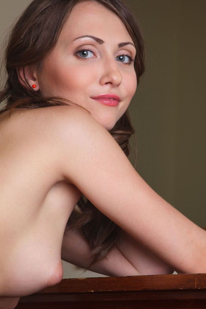 21P Rylsky Art Ynesse