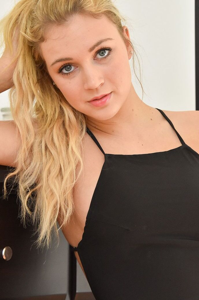 21P FTV Meninas Zoey Taylor