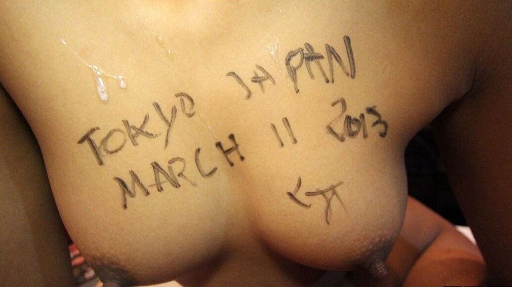 15P タイの女の子トゥクタナが遊びとゲームのために東京を訪れている間に白人とセックスする