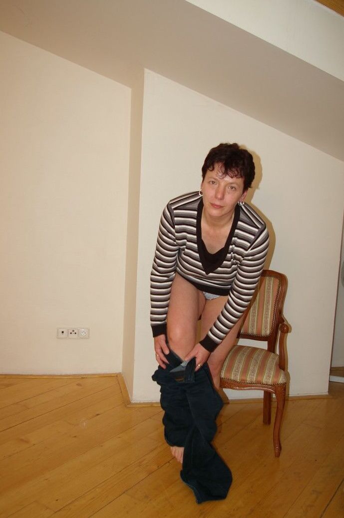 21P Short haired mature Davina shows her curves and gets rammed by a young lover