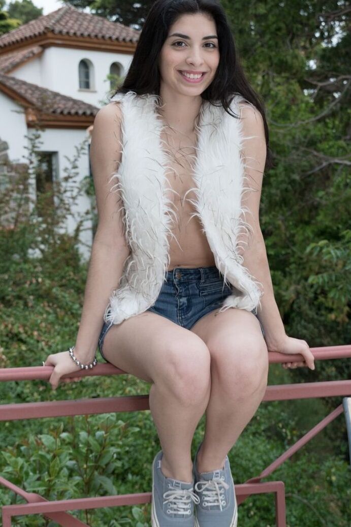 17P Breathtaking brunette Ornella strips & spreads her super hairy muff in public
