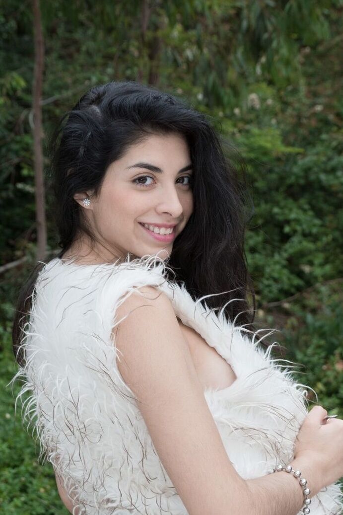 17P Breathtaking brunette Ornella strips & spreads her super hairy muff in public