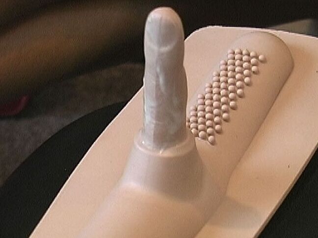 21P Pretty amateur with tiny tits & tan lines Lori Anderson rides a sybian