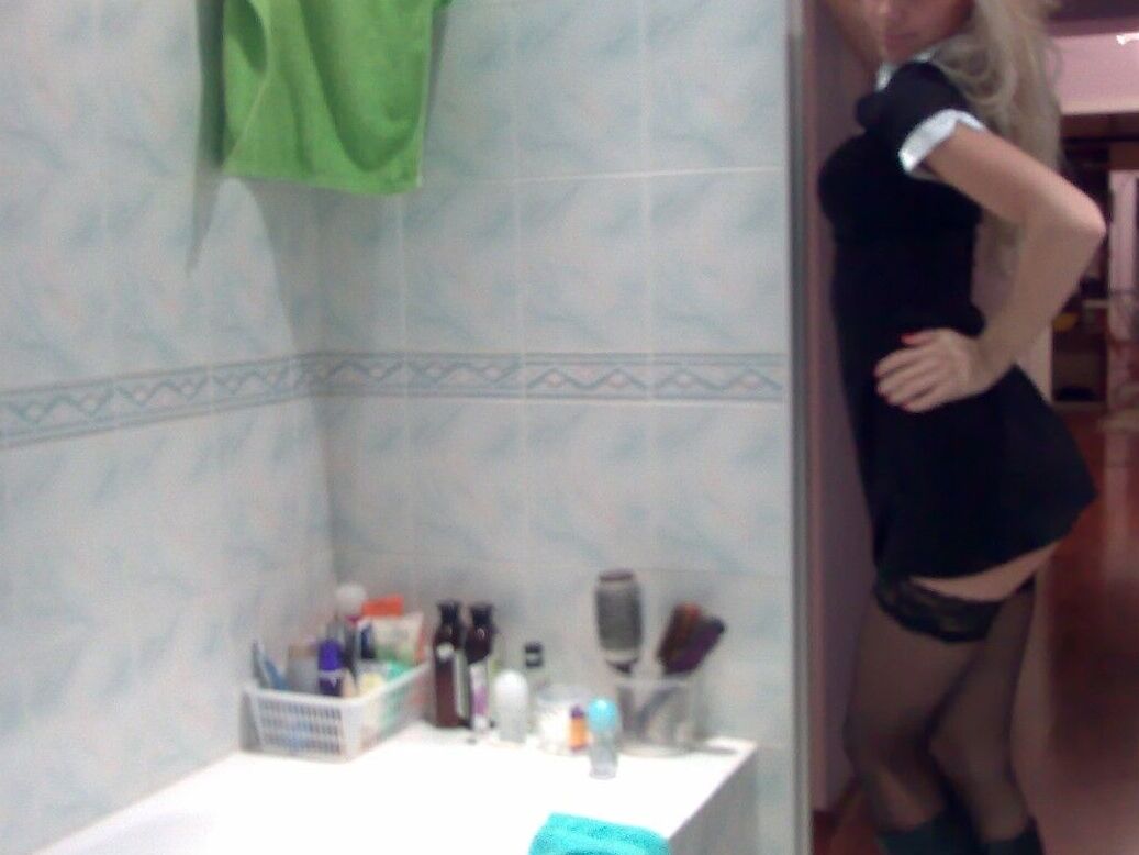 15P Sweet, sexy and a little shy My ex girlfriend was very cheerful and open for