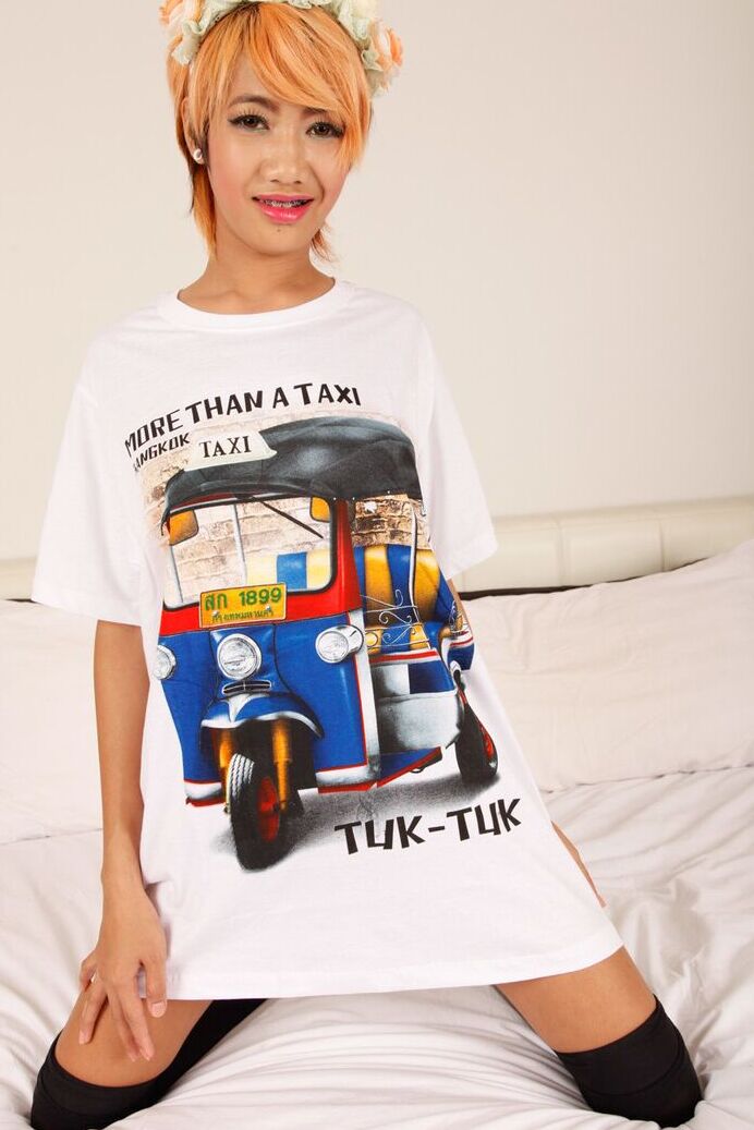 17P Asian cutie Omsin poses for the camera in a shirt and knee socks