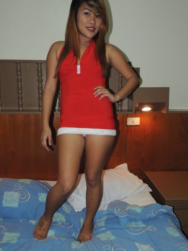 18P Man came for Christmas to fuck sum hot Filipina hookers as Cindy is