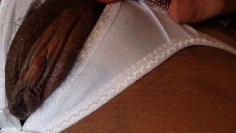 18P Linda gata latina Joanna provocando sua buceta e mostrando incríveis habilidades de boquete