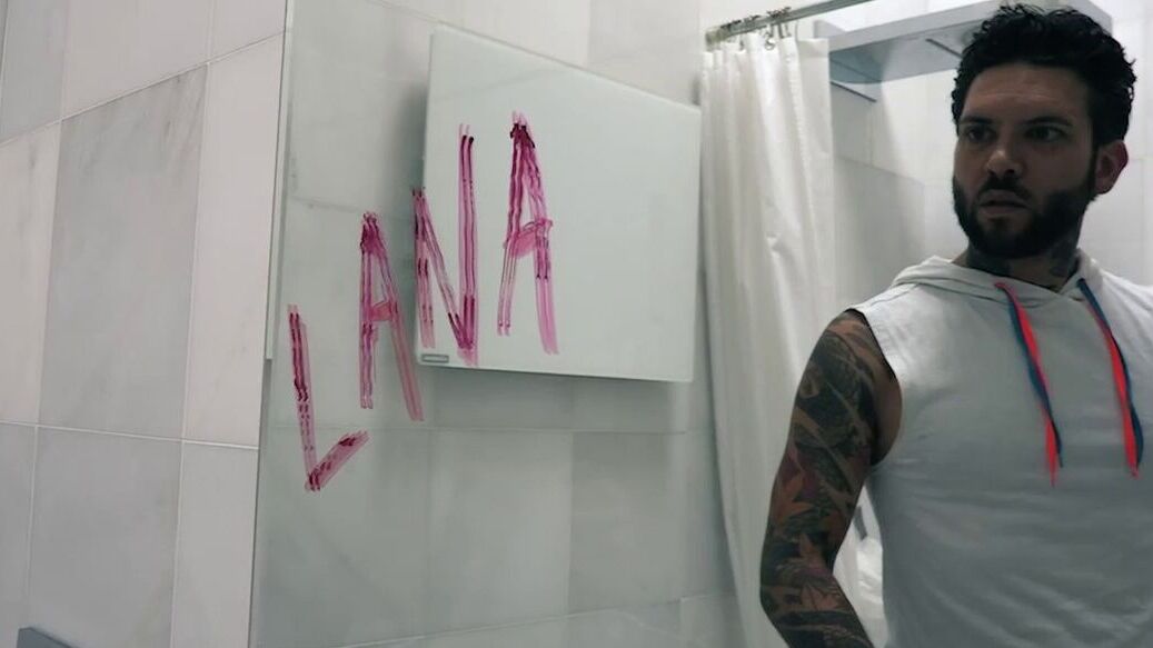 21P Anjo Ardente Joanna Angel, Mãos Pequenas