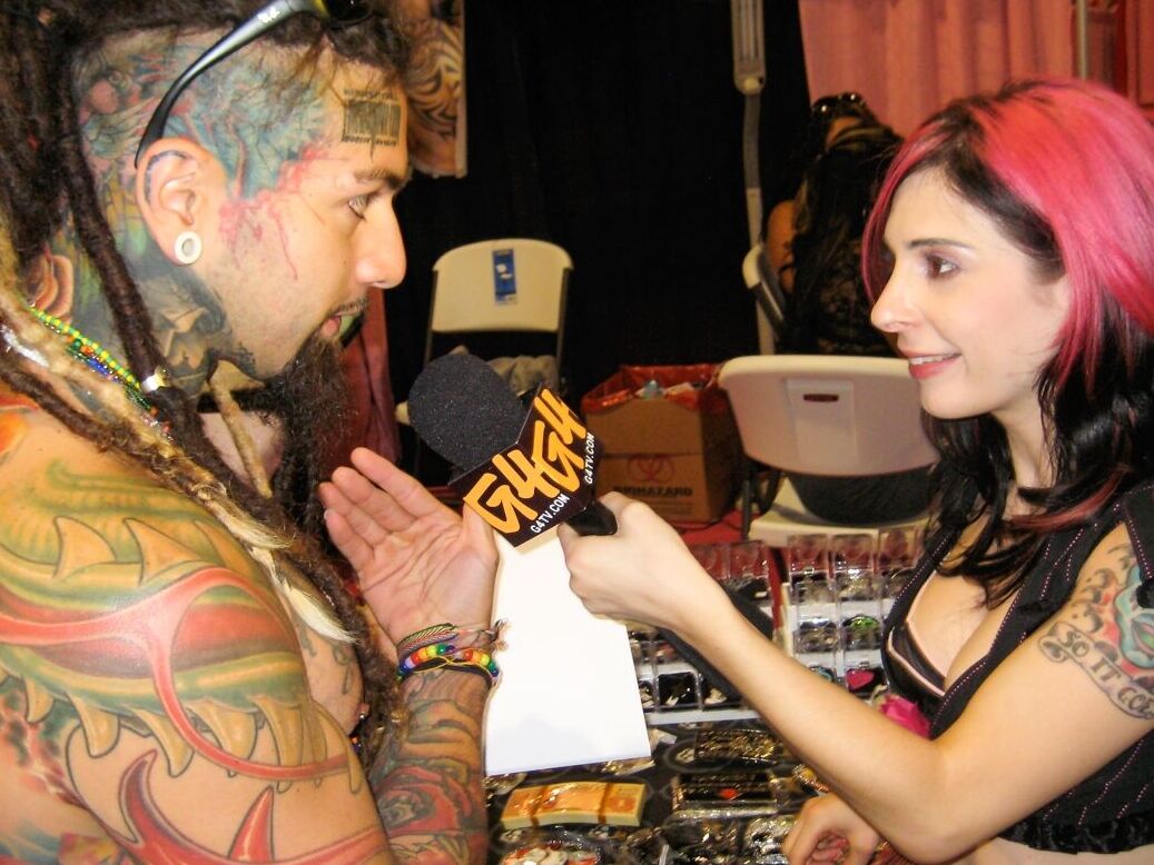 15P Tatuado MILF festa putas Jenna Haze