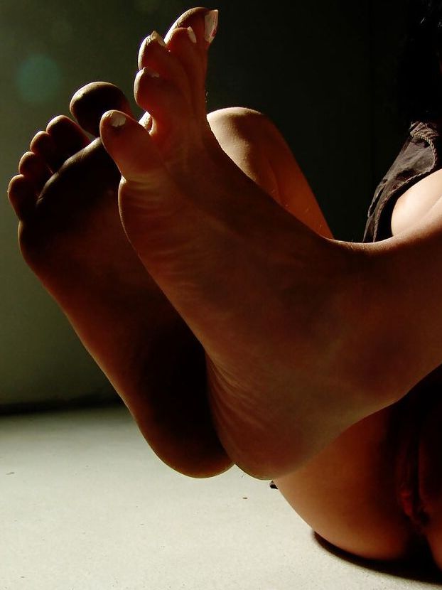 16P Buceta peluda e peitos grandes da gata amadora Joanna Angel mostrados em close
