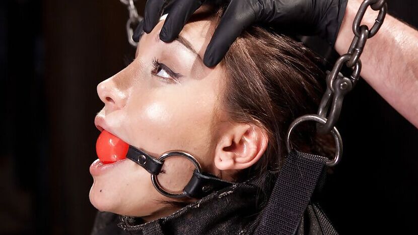16P Italian fetish model Gabriella Paltrova struggles against machine ass fuck