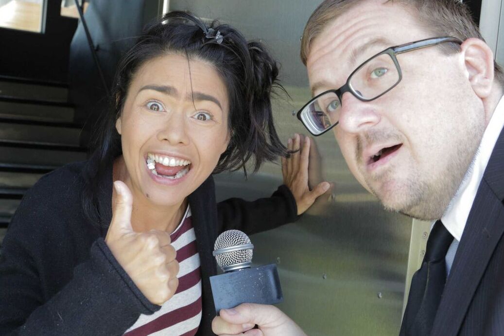 21P Dana Vespoli, une superbe MILF asiatique aux cheveux noirs, fait une pipe en pov avant de baiser