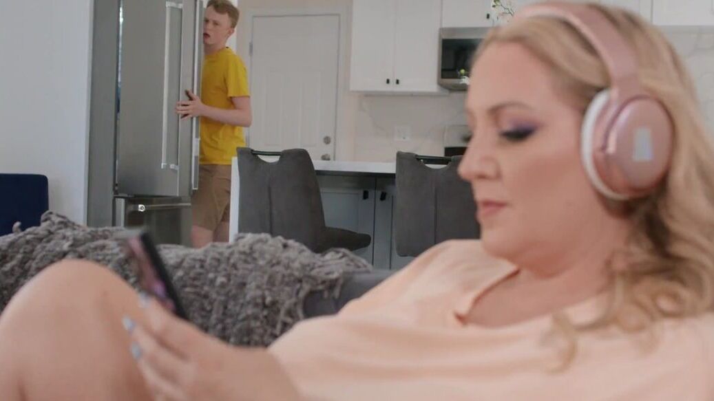 21P Brazzers Network Hot Ass Hollywood, Connie Perignon, Jimmy Michaels