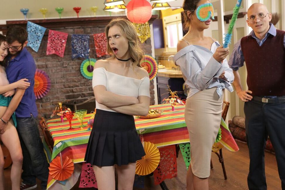 16P Horny party sluts Anya Olsen & Samantha Hayes have a housewarming threesome