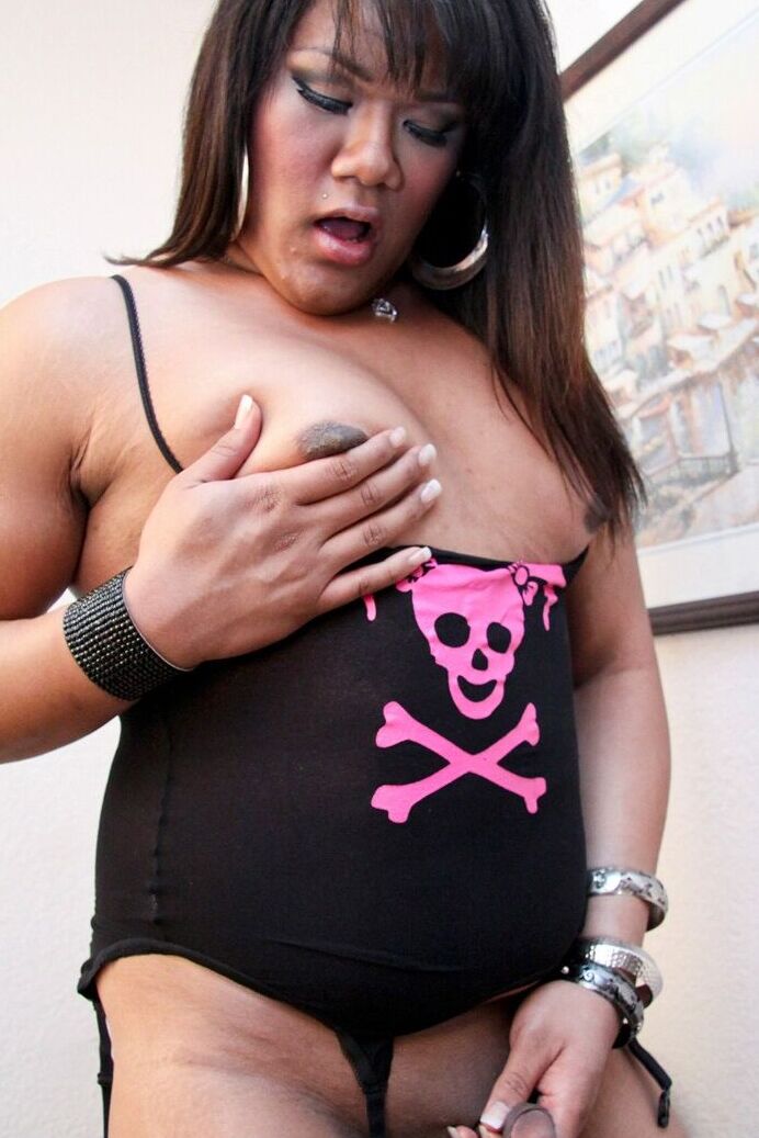 16P Chicas Grooby Megan Lei