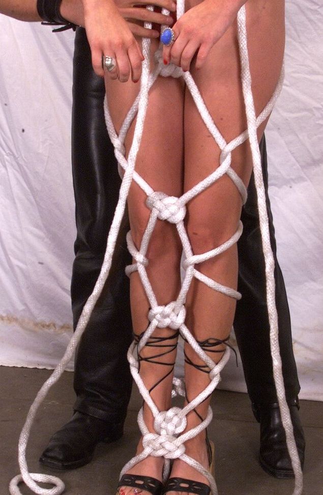 18P Analiese Hogtied, Danarama