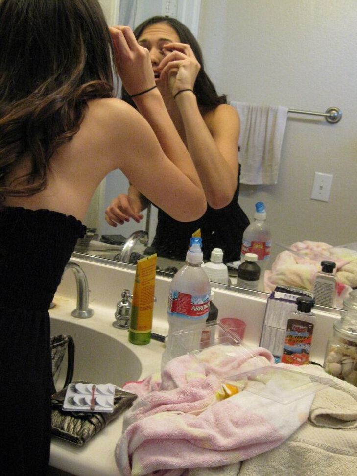 16P Thin Fetish Tiffany Thompson behind the scenes
