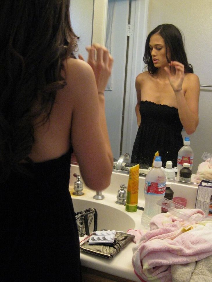 16P Thin Fetish Tiffany Thompson behind the scenes