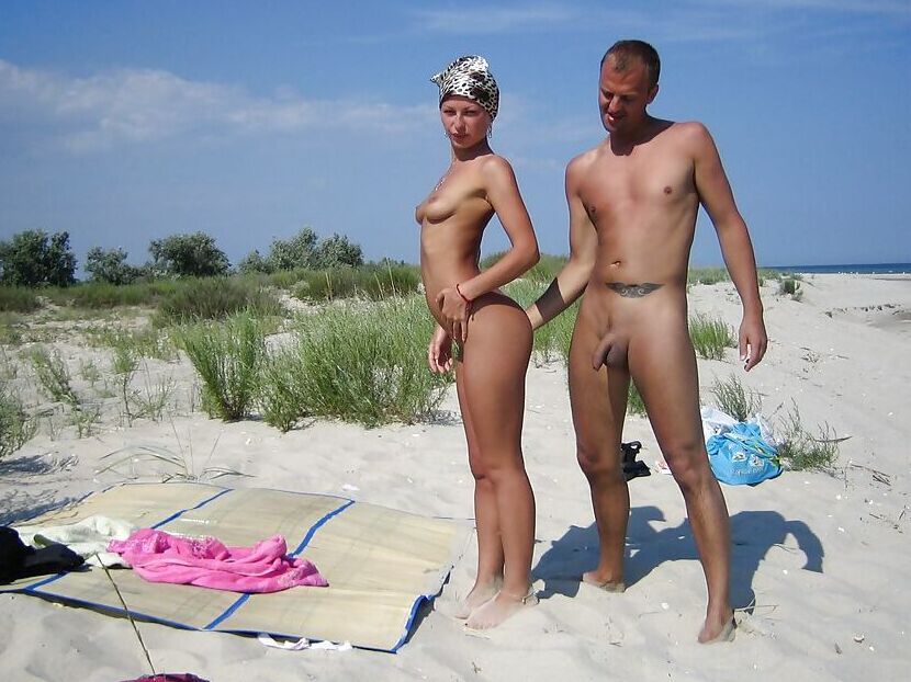 16P Foda caseira na praia com uma namorada sexy e seu namorado com tesão