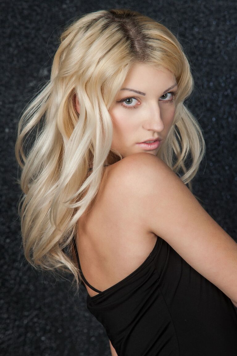 21P Errotica Archives Ella Moro
