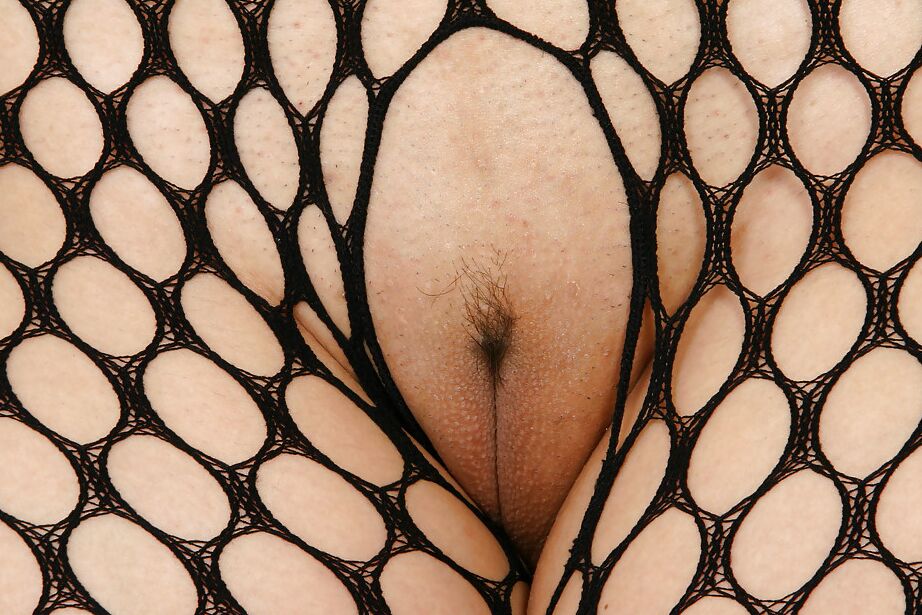 16P Amadora Latina garota Misty fazendo poses solo sexy em malha bodystocking