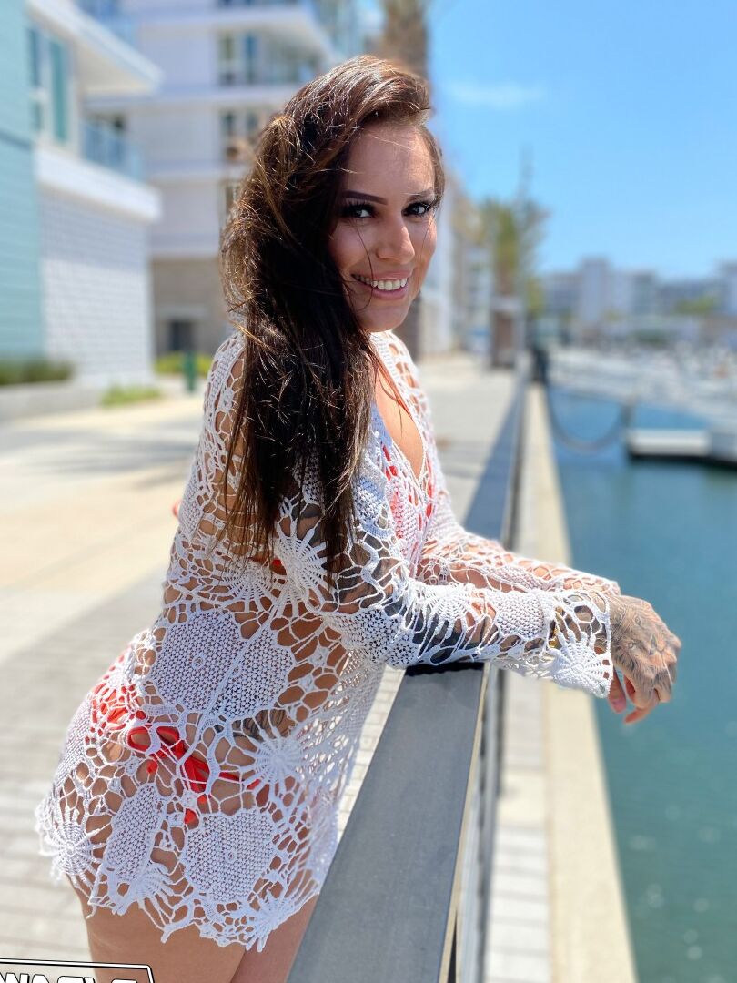20P Latina MILF Tori Avano models a bikini before sporting cum on her face