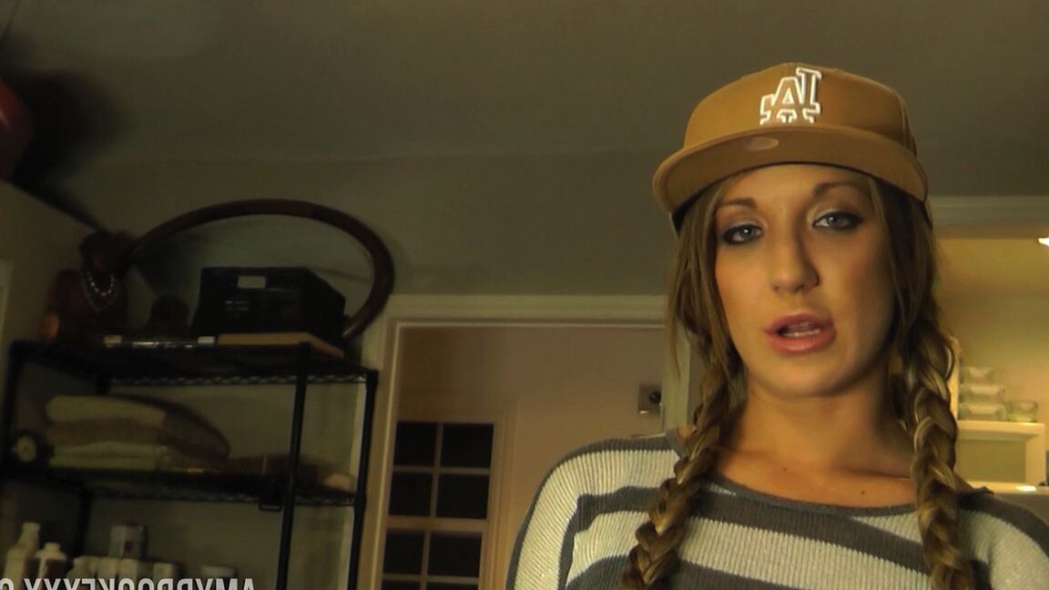 17P Hottie Amy Brooke gives a BJ & feeds herself with warm cum in the kitchen
