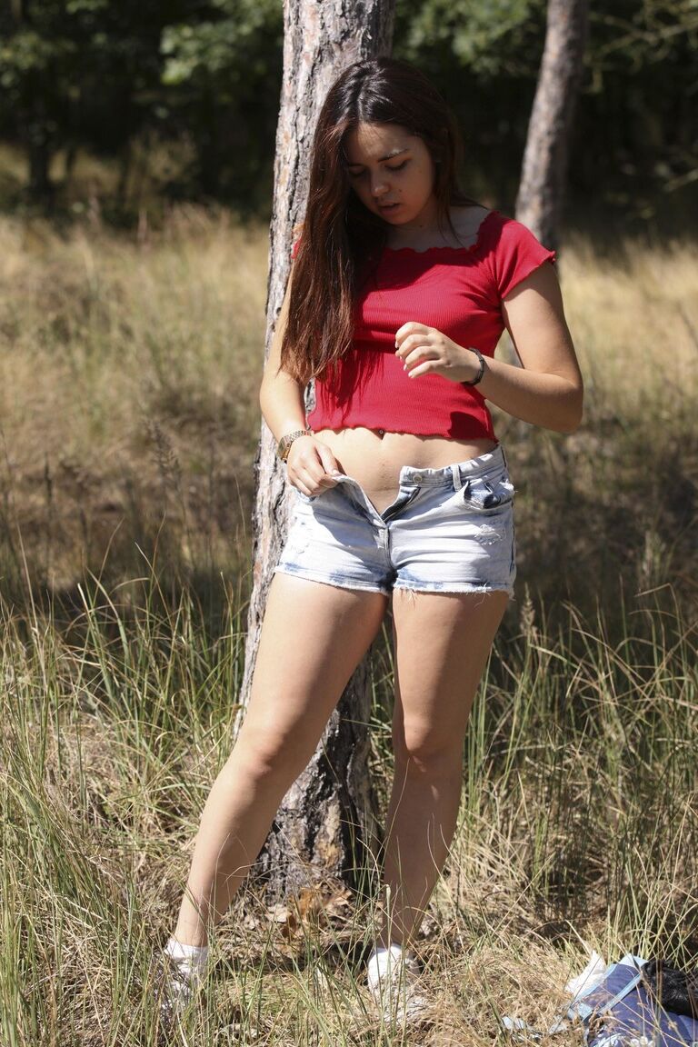 21P Amateur brunette Diana Rius strips and rubs her clam in the middle of nowhere