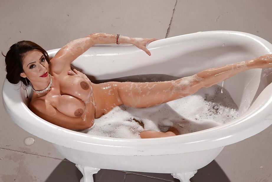 13P Top heavy MILF Ariella Ferrera and her big knockers taking bubble bath
