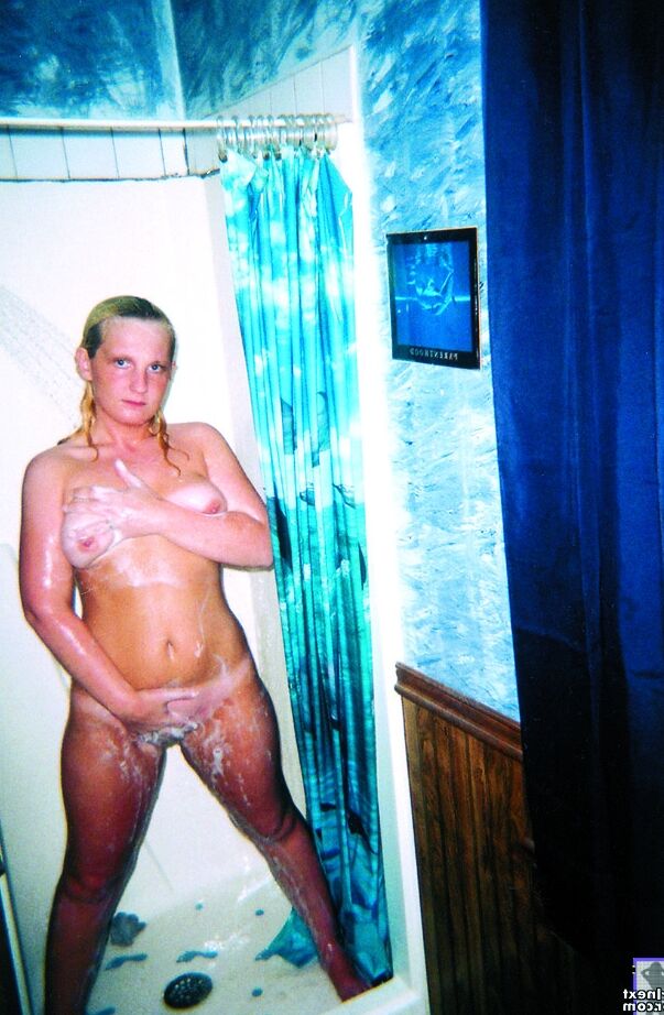 13P Chicas amateurs salvajes de al lado exponen sus seductores cuerpos y agujeros