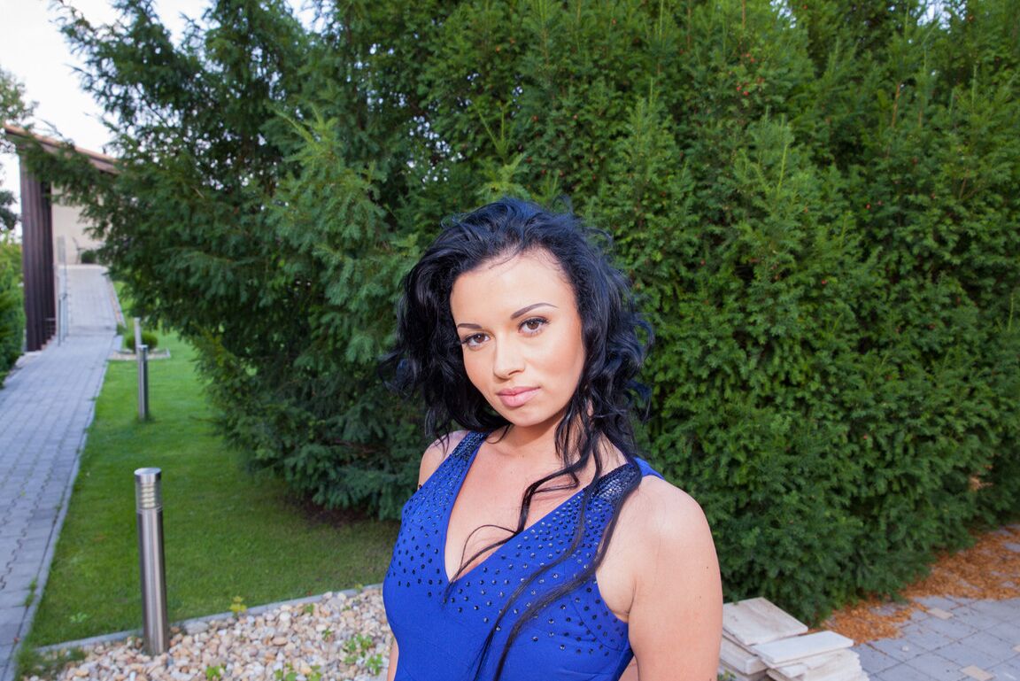 15P Half Brazilian hottie Grace Joy is back She st