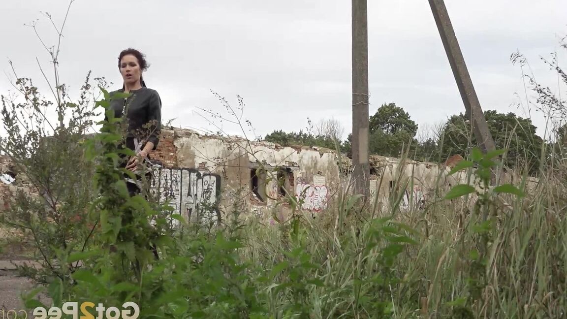 15P Distressed girl Kristina slips inside an abandoned building to take a pee