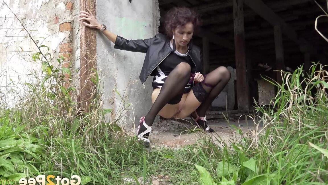 15P Distressed girl Kristina slips inside an abandoned building to take a pee