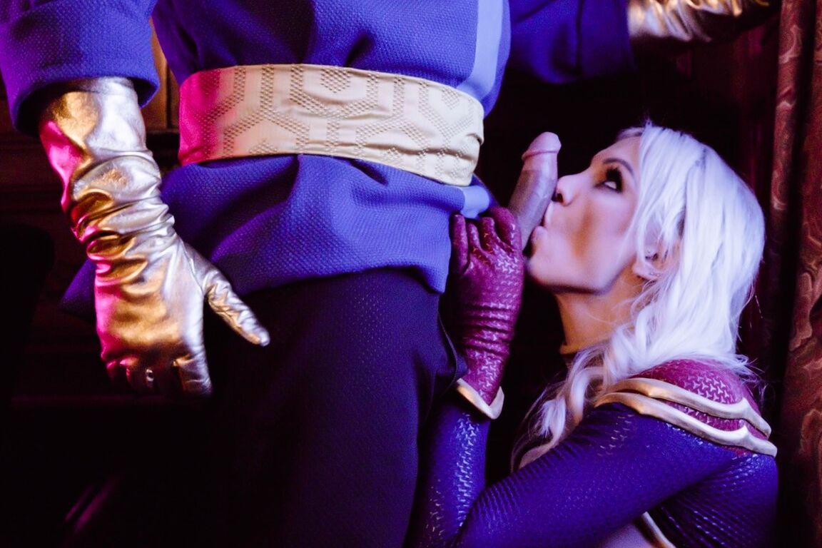 15P El malvado Ryan Driller, Kenzie Taylor