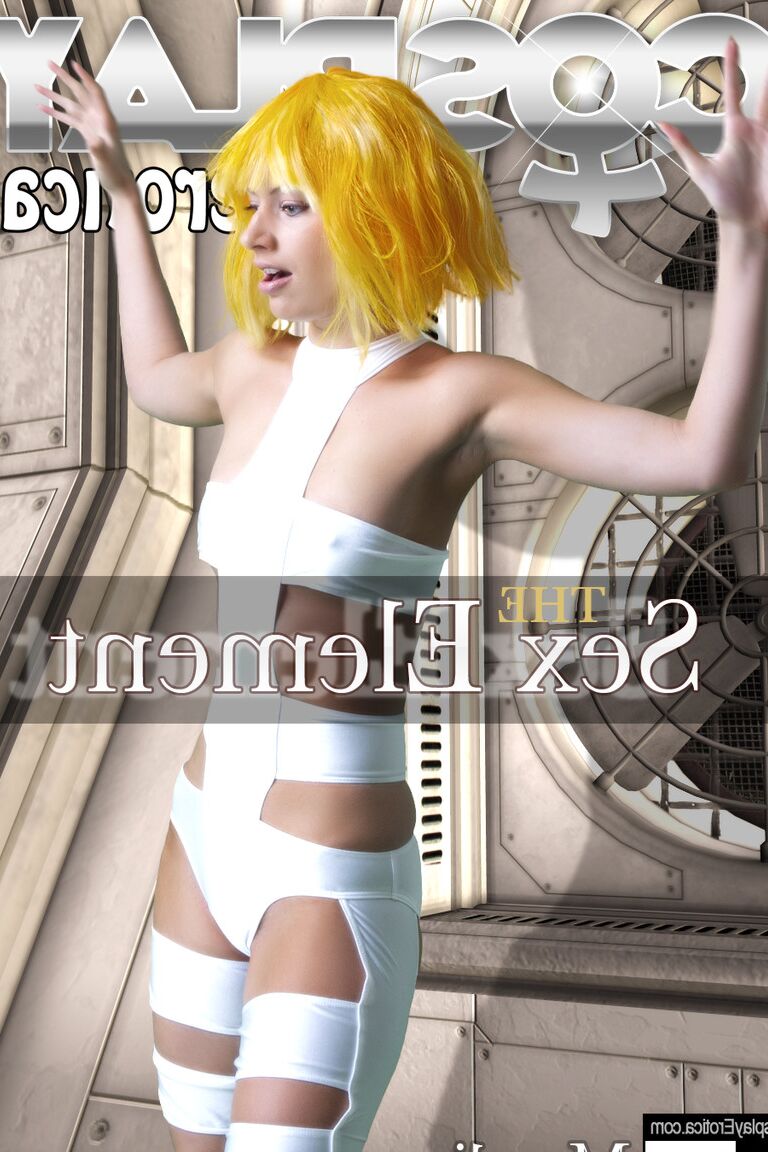 12P Cosplay enthusiast with small boobs unveils her perfect ass