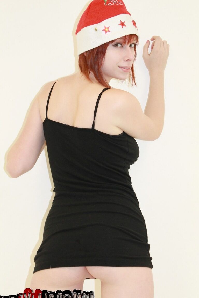 19P Petite mignonne de Noël Zoey Nixon