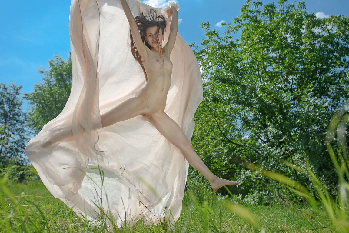 21P Beauté Érotique Selin