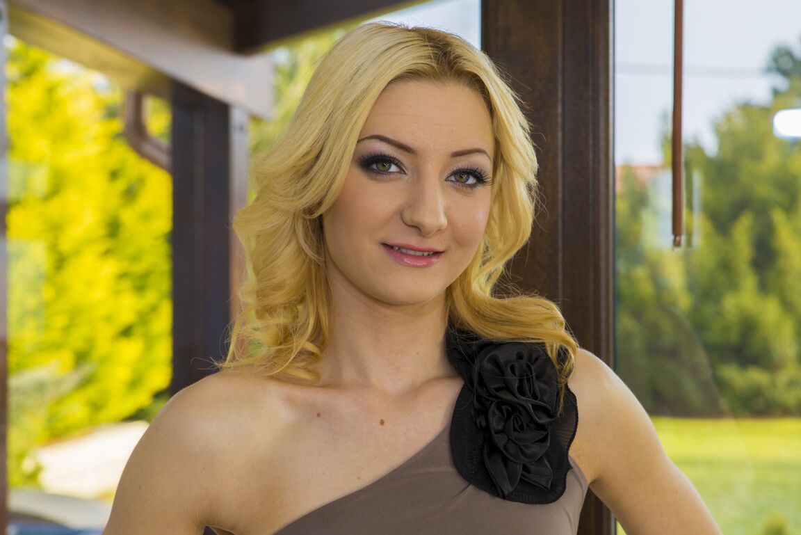 14P Novinho Euro adolescente Betty Lynn é fodida por t