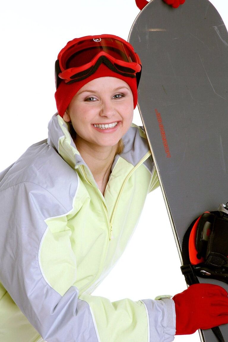 21P Teenager-Snowboarderin Lucie A zieht sich aus und zeigt ihren tollen natürlichen Körper