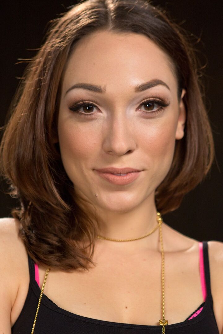 21P Device Bondage Lily LaBeau, The Pope