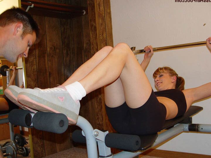 12P Beije Seu Pé Femdom Não Nude Esporte Fetiche por Pés