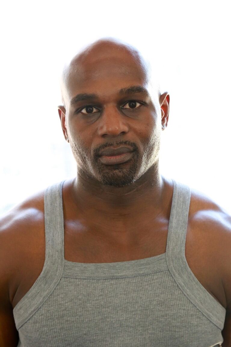 21P Strong ebony dude strips, shows his huge muscles & masturbates in a solo
